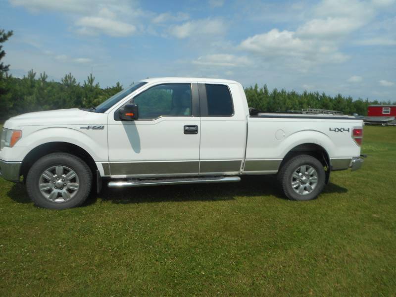 lot 4 image: 2010 Ford F150 SuperCab 4x4