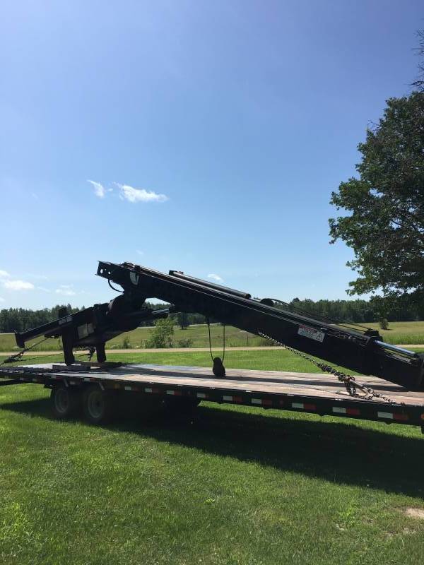 lot 5 image: 2005 USTC Inc. BlockSewer Tank Truck Boom