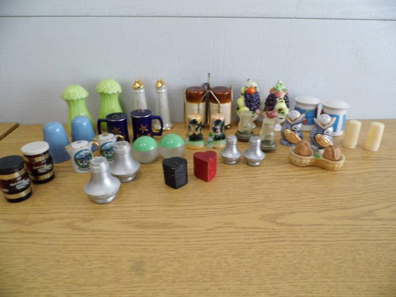 Salt & Pepper Shakers