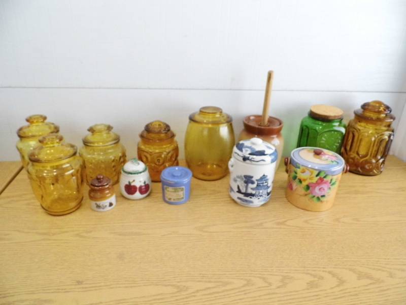 Cannister  Containers