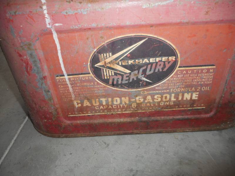 lot 13 image: Boat Gas Tank