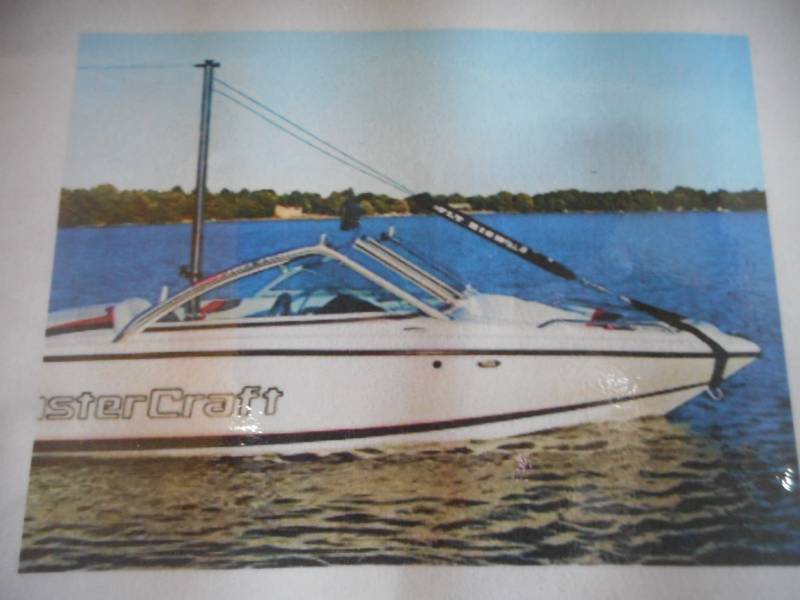 lot 11 image: Boat Boom