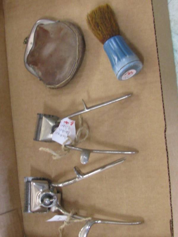 lot 14 image: Hair Cutters
