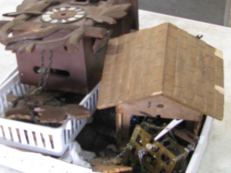 lot 19 image: Clock Parts