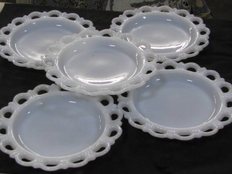 lot 62 image: Lace Milk Glass Plates