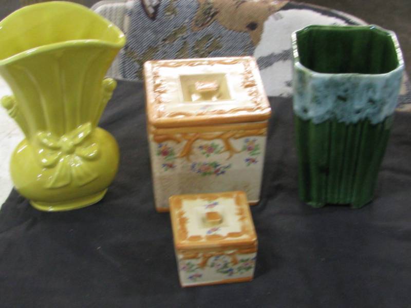 lot 68 image: Pottery
