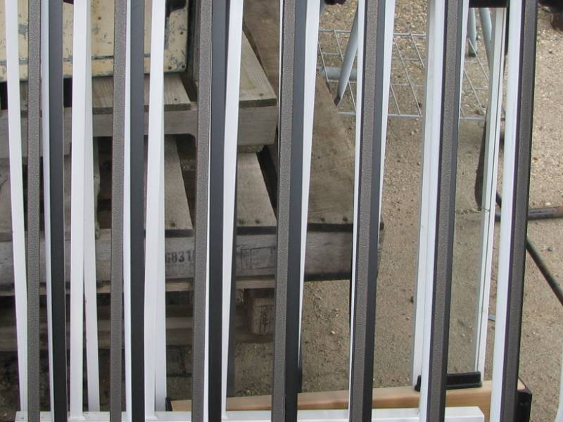 lot 83 image: Misc Railing Parts