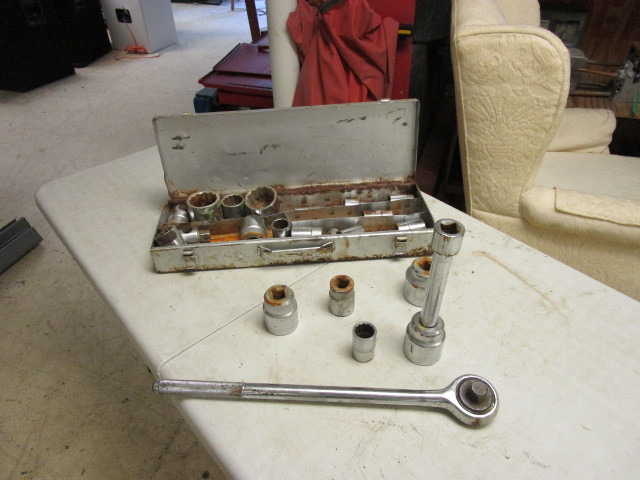 lot 618 image: HEAVY DUTY SOCKET SET PIECES