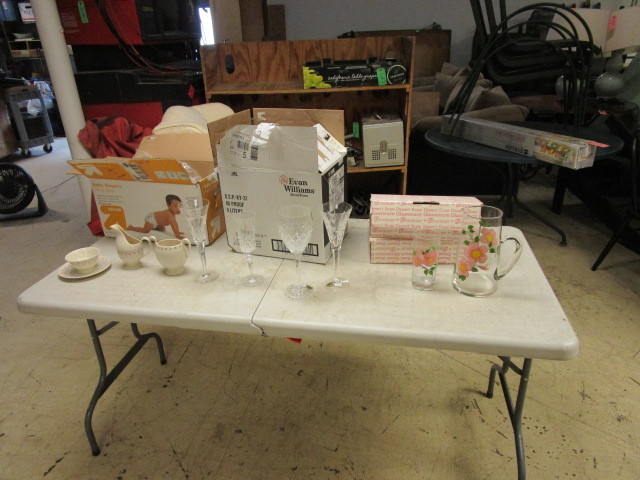 lot 653 image: CRYSTAL STEMWARE, GLASSWARE AND CHINA