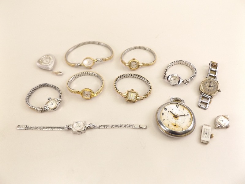 lot 52 image: Lot of Vintage and Antique Wind up Style Watches