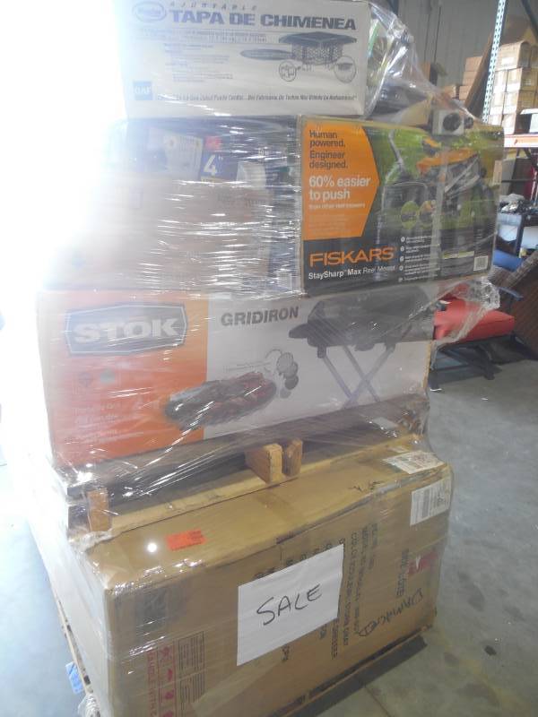 PALLET LOT OF GENERAL MERCHANDISE, SINKS, HARDWARE, CABINET