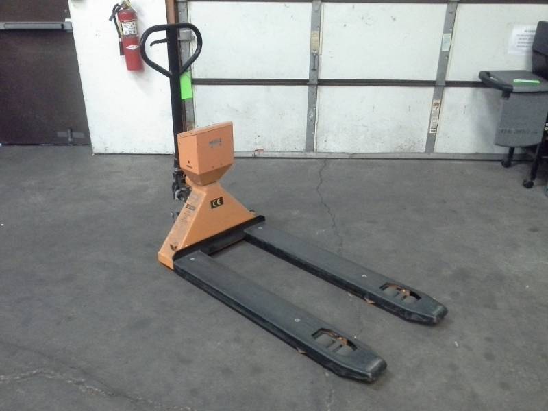 lot 20 image: Uline Pallet Truck Scale H-1679