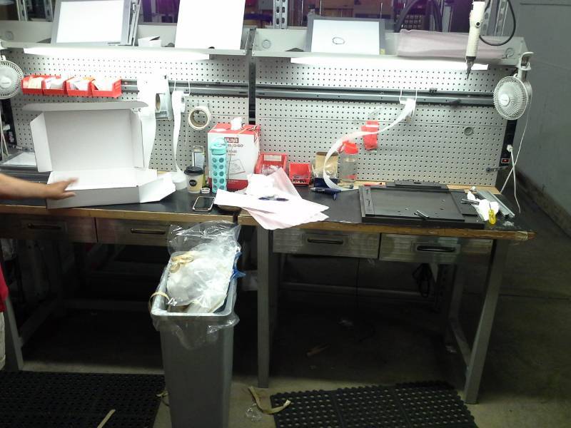 lot 67 image: Lot of (2) Rubber Top Work Stations