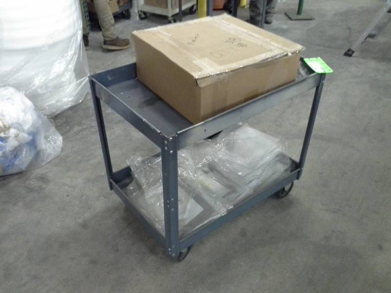 lot 77 image: Rolling Metal Cart with 2-Tiers