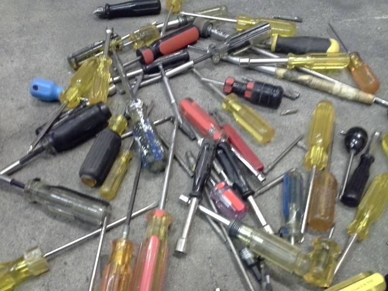 lot 93 image: Screwdrivers, Nutdrivers