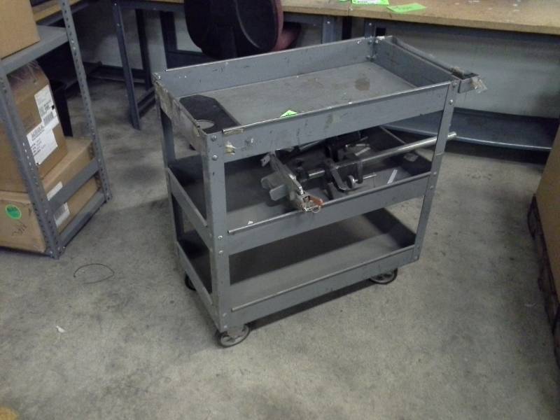 lot 105 image: Rolling Metal Cart with 3-Tiers