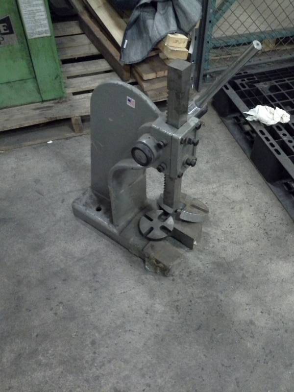 lot 129 image: MicroLux Spray System