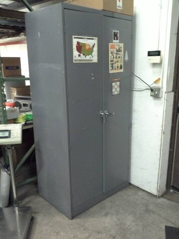 lot 134 image: Metal Storage Cabinets with 2-Doors, 4-Shelves