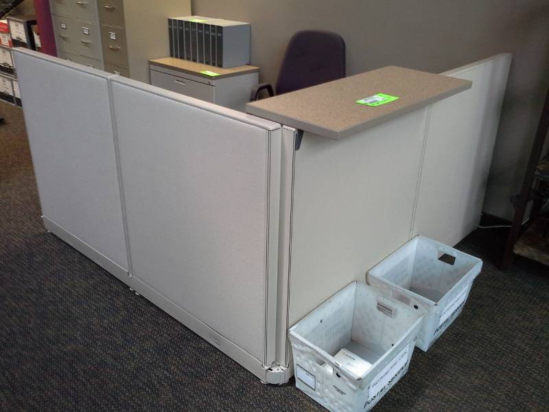 lot 1040 image: L-Shaped Receptionist Desk with Desk, Walls, File Cabinet