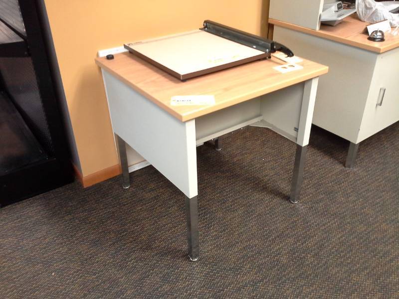 lot 1054 image: Wood Top Metal Office Table