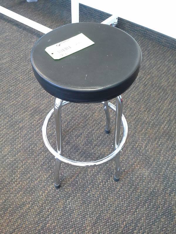 lot 2049 image: 29-inch Padded Metal Stool