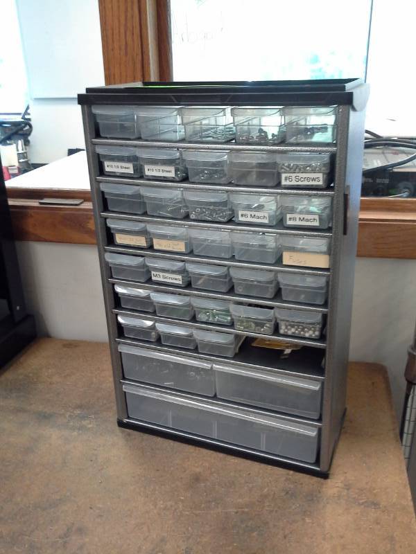 lot 2086 image: 35-bin Metal Parts Organizer Storage Cabinet, Hardware