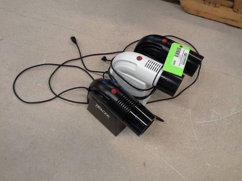 lot 2093 image: Lot of (3) Artograph Tracer Projectors
