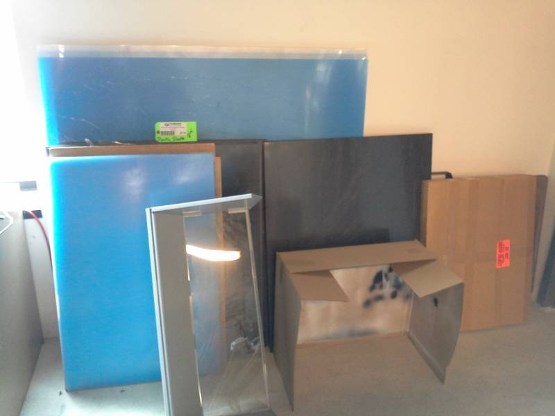 lot 2114 image: Plastic Sheets