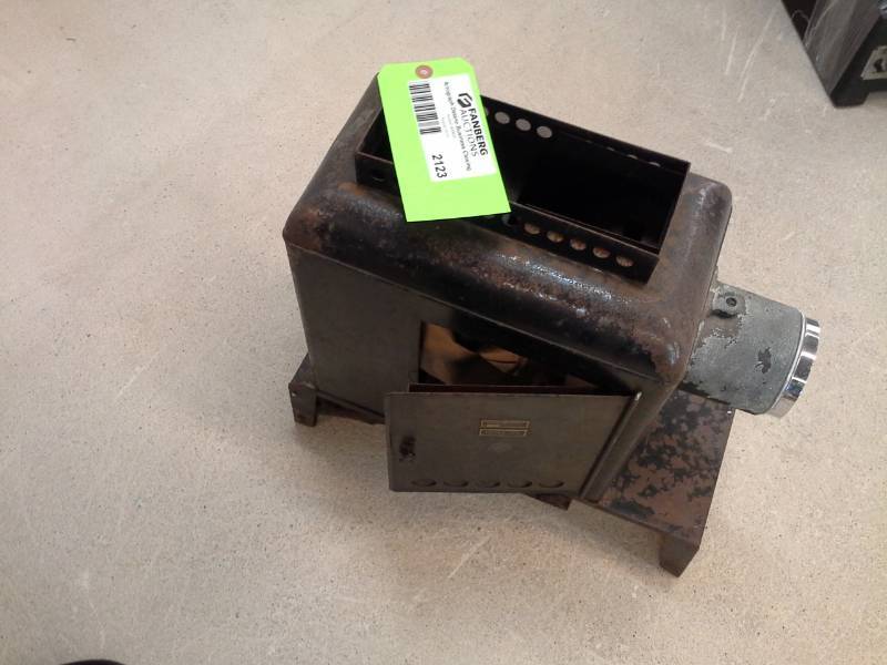 lot 2123 image: Bausch & Lomb Projector