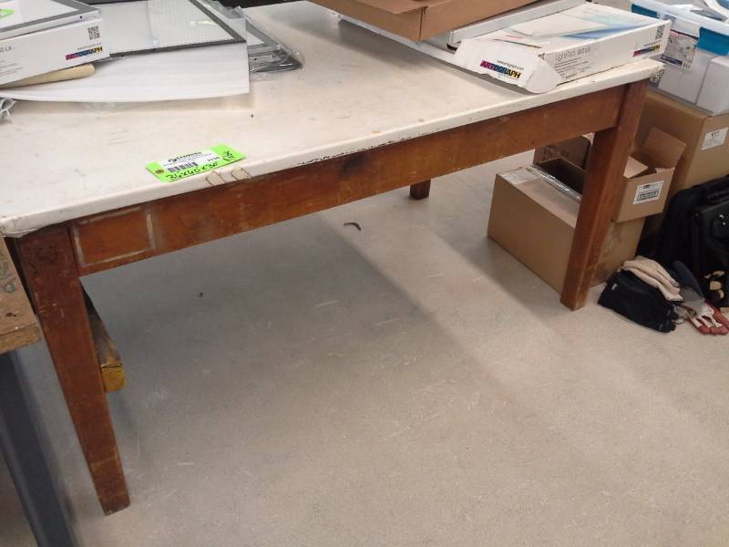 lot 2136 image: Wood Table