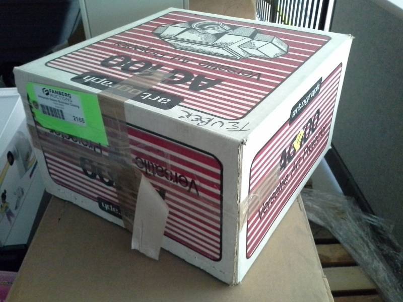 lot 2165 image: Artograph AG100 Versatile Art Projector