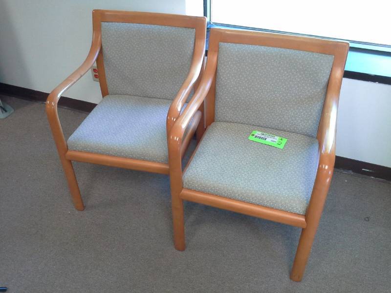 lot 1099 image: Lot of (2) Padded Entry Arm Chairs