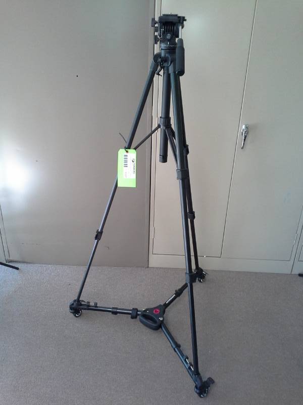 lot 1107 image: Tripod