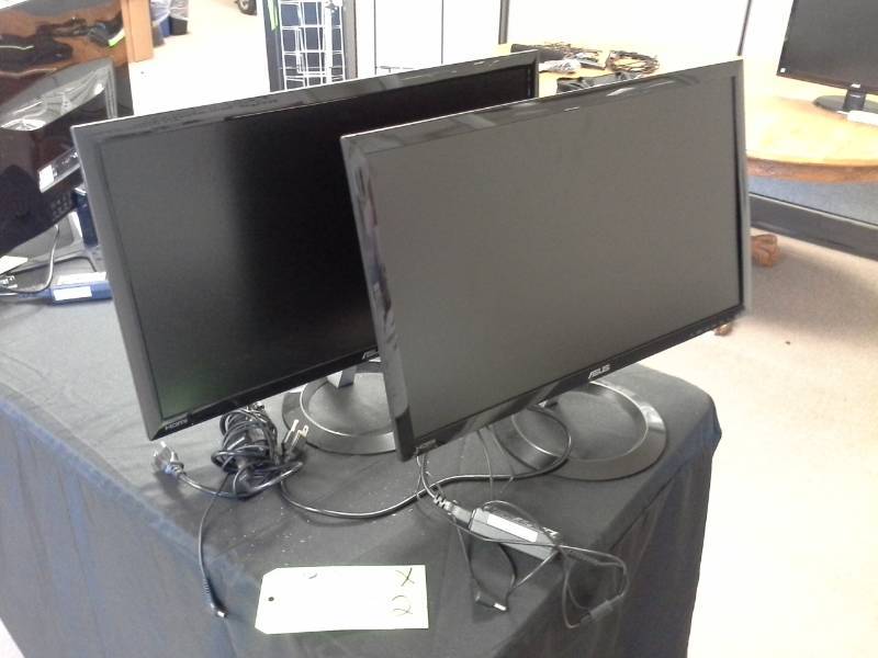 lot 1111 image: Lot of (2) Asus LCD Computer Monitor