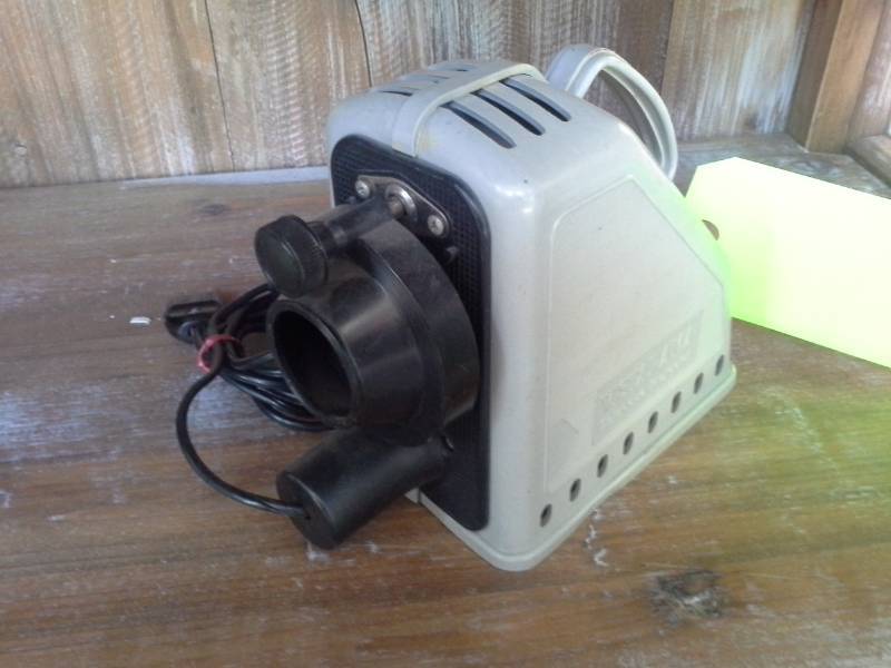 lot 1061 image: Vistarama Episcope Projector