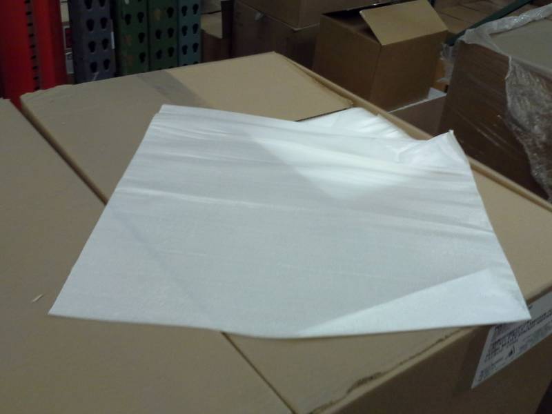 lot 204 image: Lot of (2000) Foam Bags