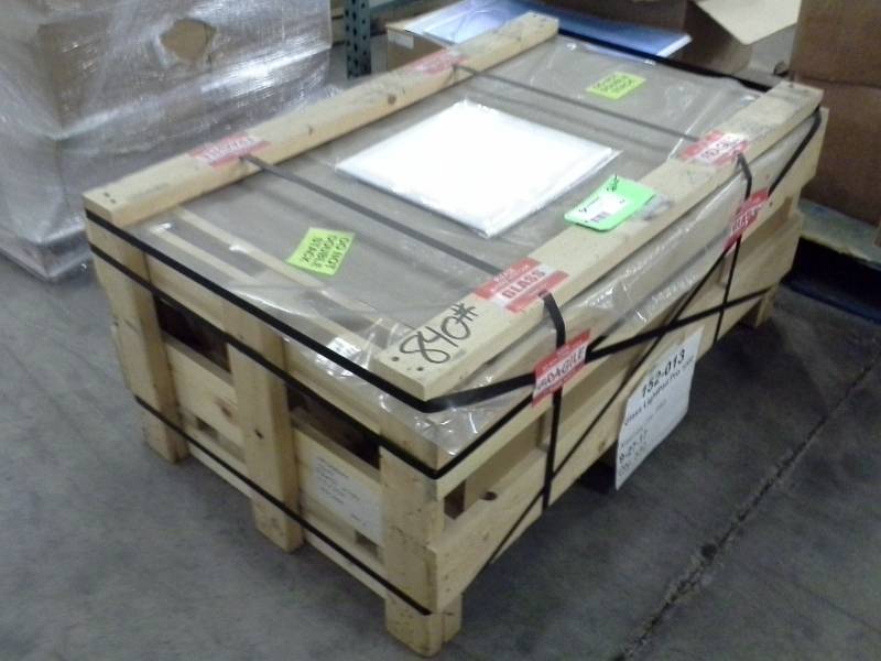 lot 208 image: Lot of (530) Artograph Glass LightPad Pro 1200