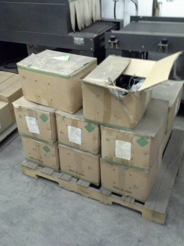 lot 214 image: Australian and UK Prism Power Cords