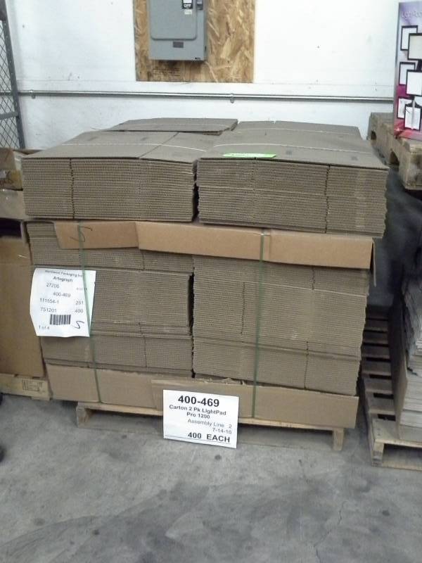 lot 169 image: Artograph 2-Pack LightPad Pro 1200 Cardboard Box Flats