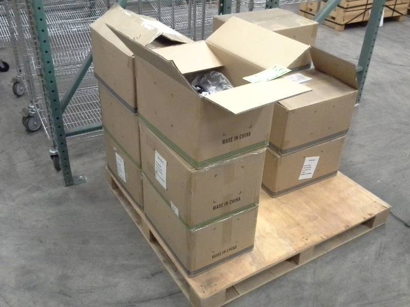 lot 218 image: Australian and UK Power Cords
