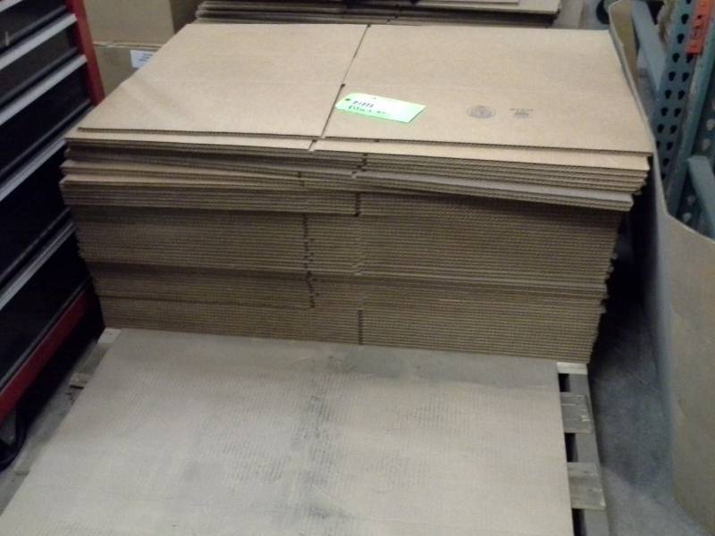 lot 170 image: Lot of (Approximately 50) Uline Cardboard Box Flats - 22x18x6in.