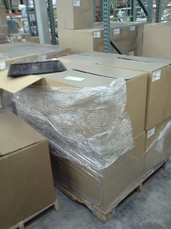 lot 221 image: LightPad 17 Plastic Housings 20-12x20-12in.