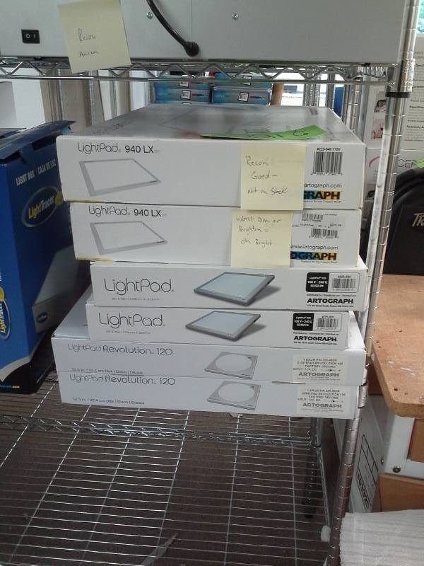 lot 1221 image: Lot of (6) Artograph LightPad 940 LX