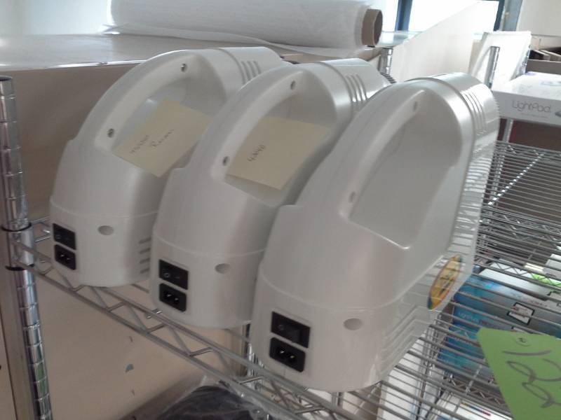 lot 1227 image: Lot of (3) Artograph EZTracer Art Projectors 225-550