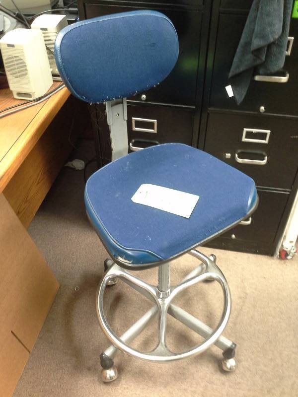 lot 1247 image: Rolling Office Chair