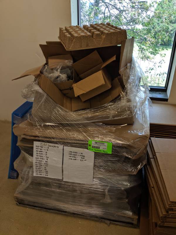 lot 2171 image: Late Added Lot - Misc. Hardware, Fans, and other Items Lot