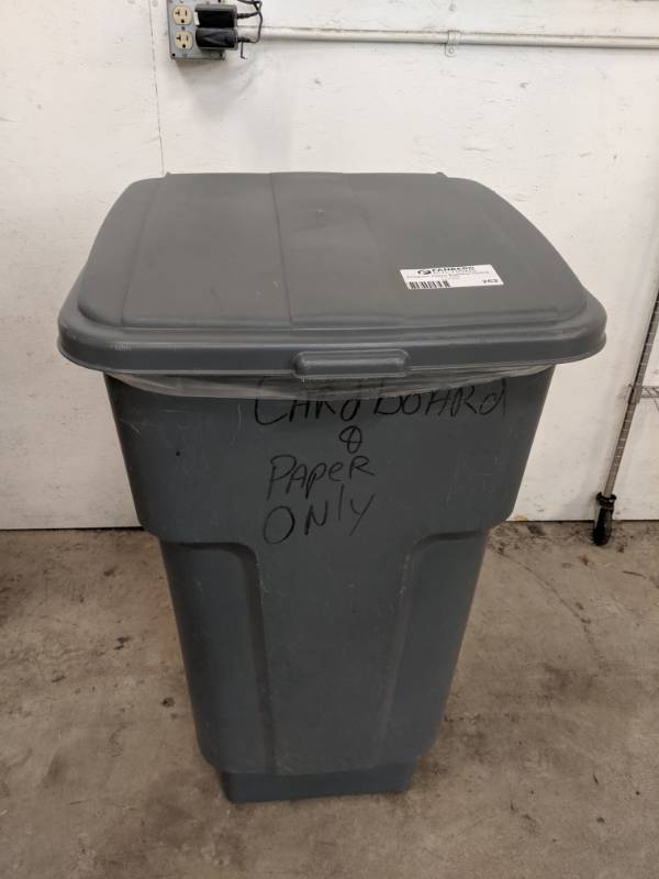 lot 262 image: Late Added Lot - Garbage Can