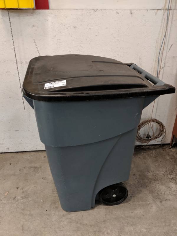 lot 268 image: Late Added Lot - Garbage Can
