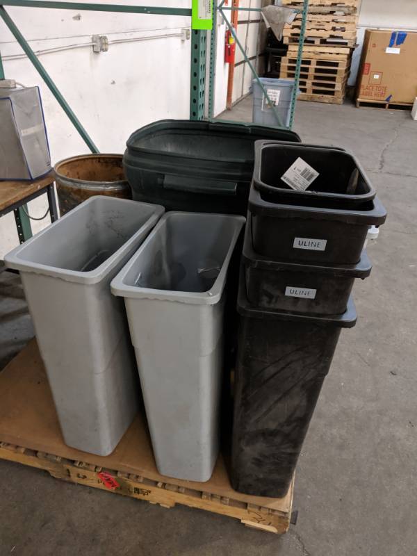 lot 269 image: Late Added Lot - Pallet of Receptacles