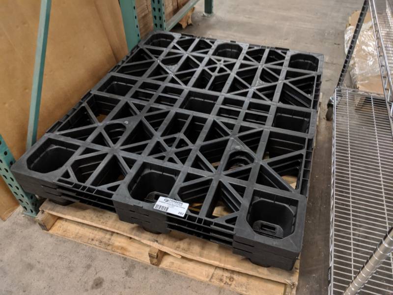 lot 282 image: Late Added Lot - Plastic Pallets